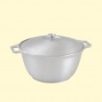 The pan is in the form of pot 3l